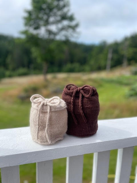 Basic bucket bag