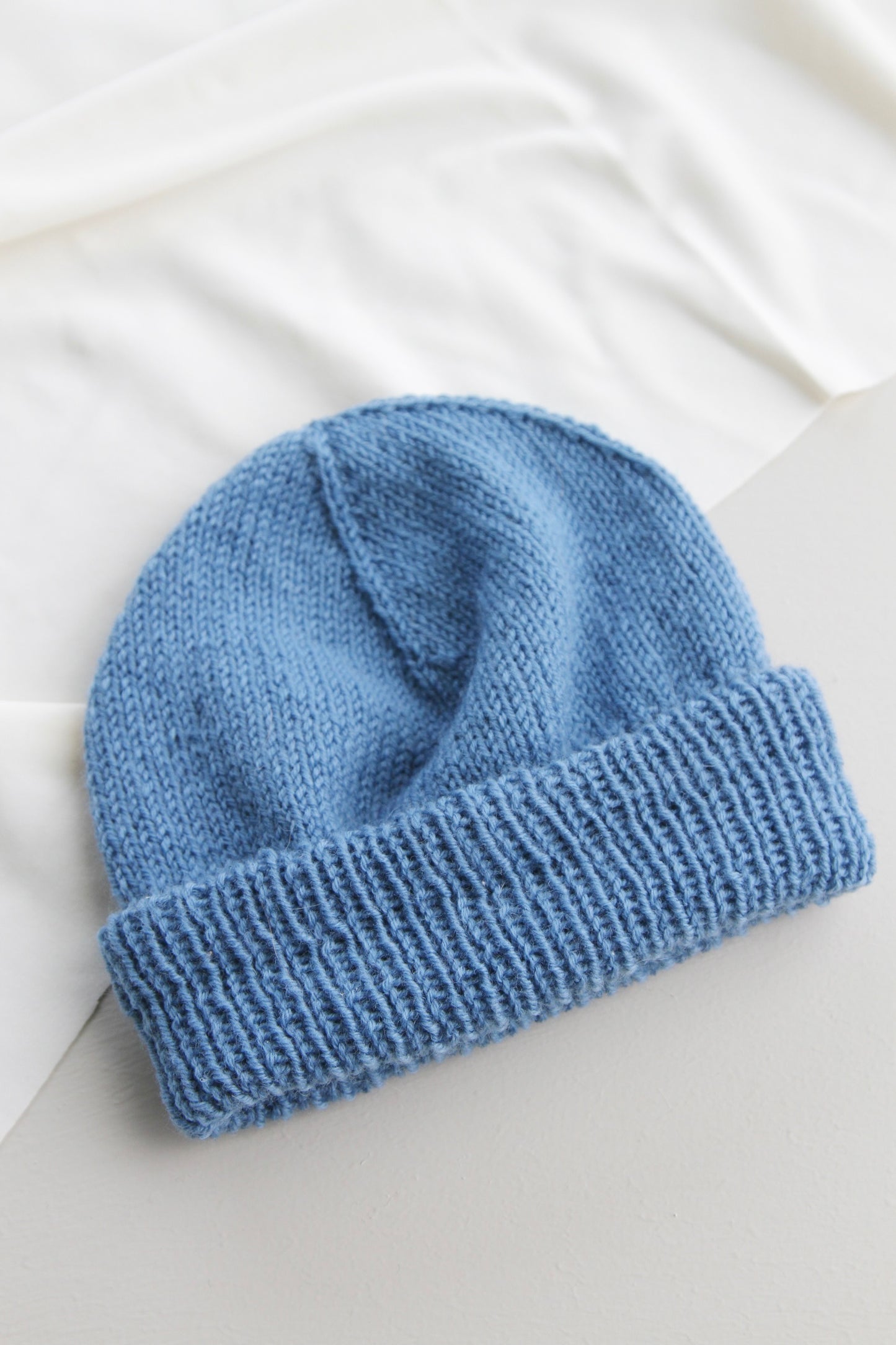 Tynn Aksdal mini beanie