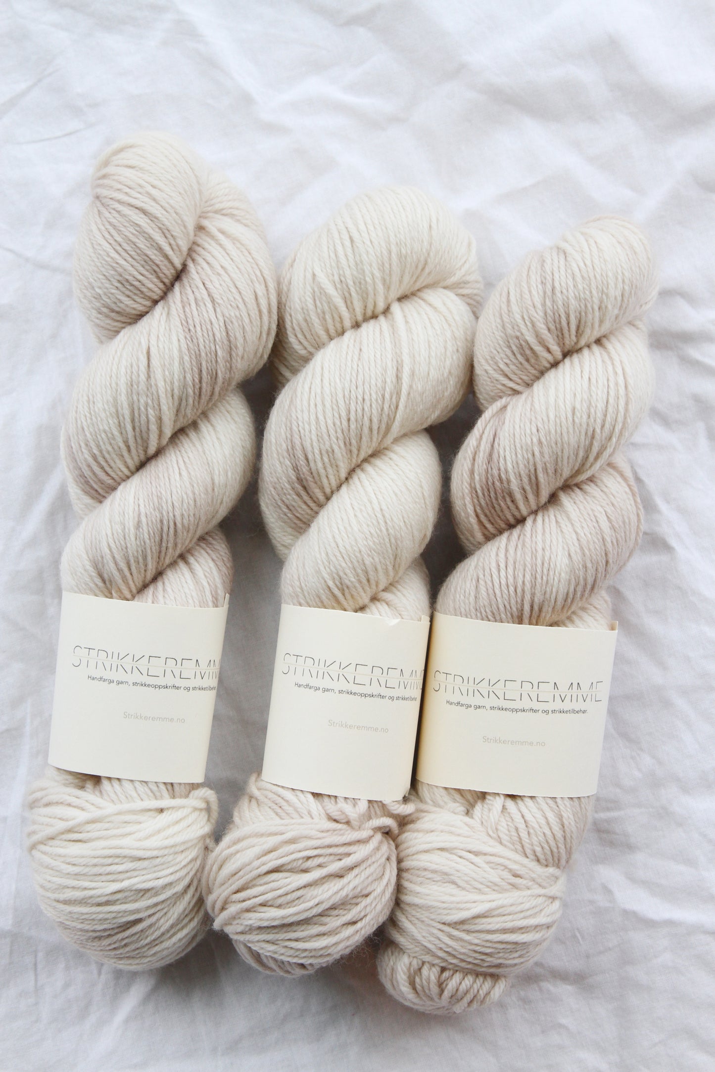 Knall beige